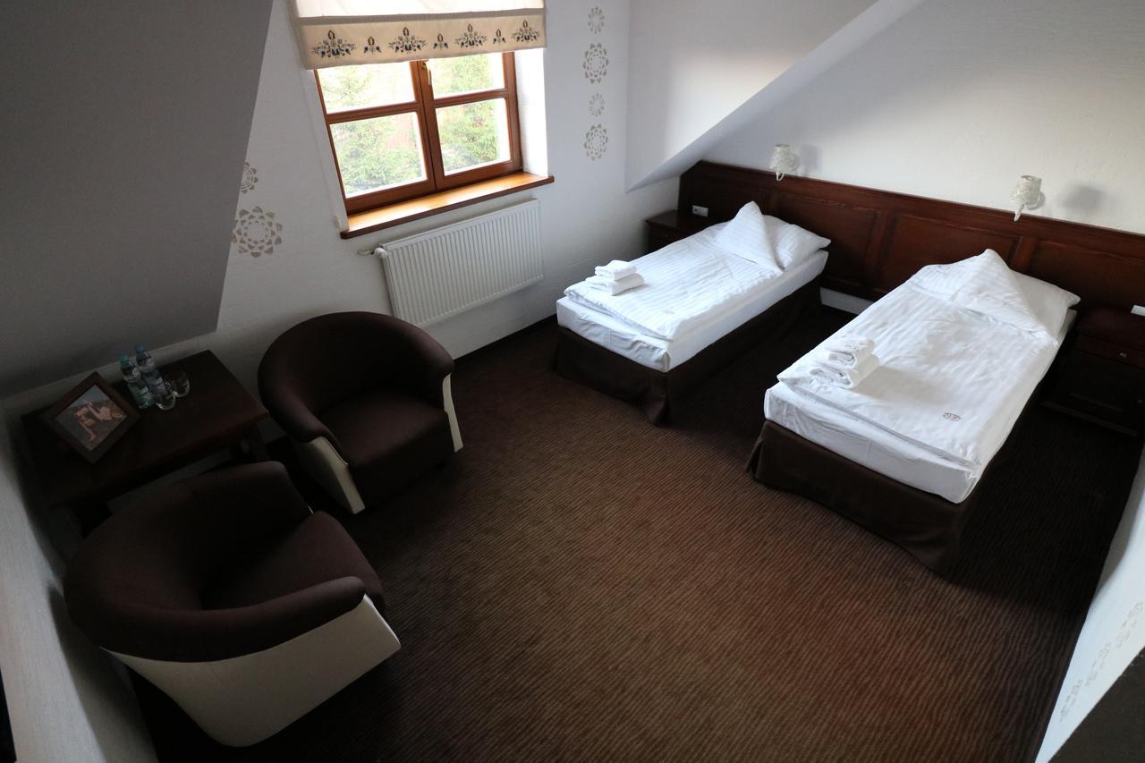 Niedrzwica Kościelna Hotel Marzanna מראה חיצוני תמונה